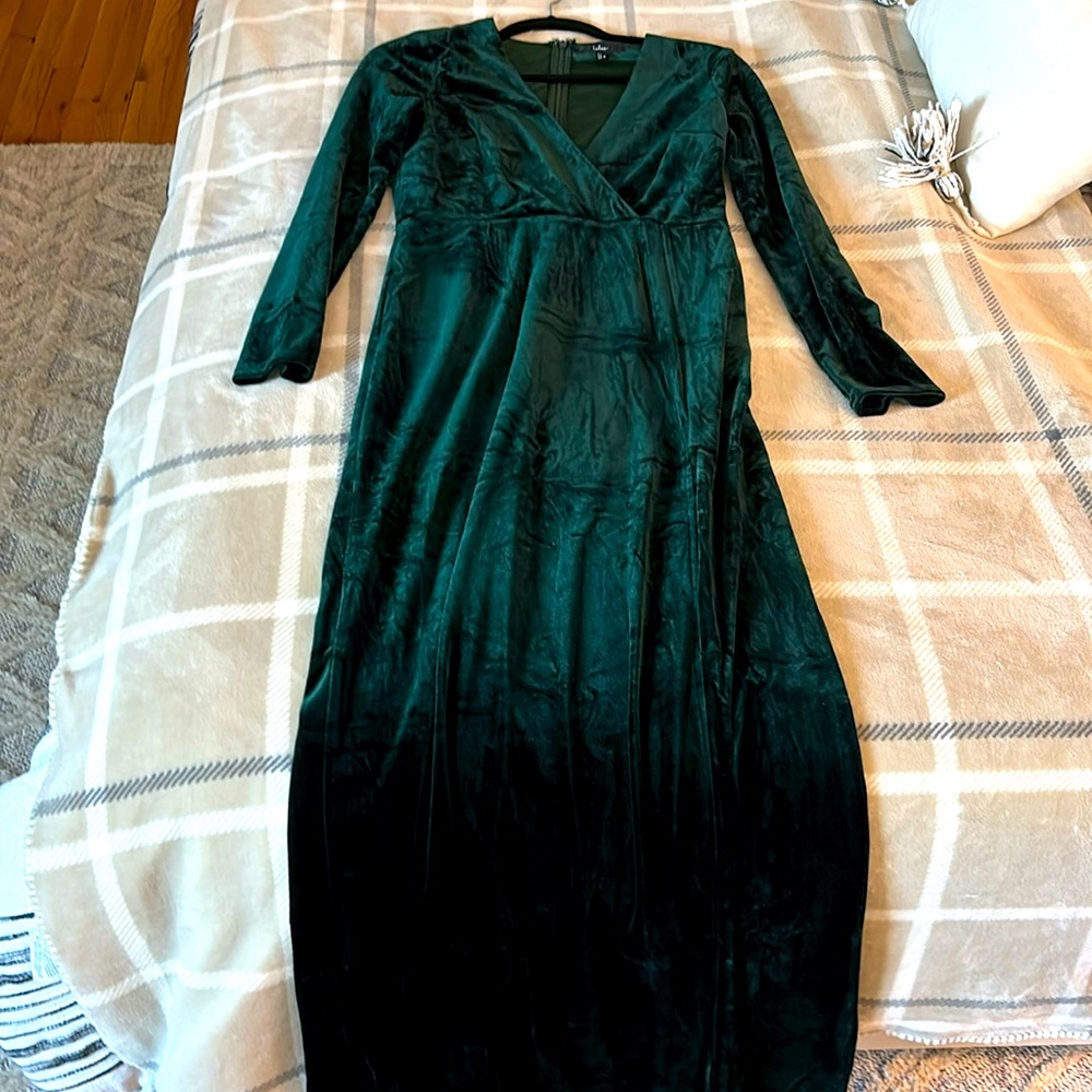 Lulus Emerald dress